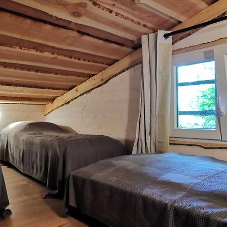 Saint-Aubin-le-Cloud Camping De La Chagnee מראה חיצוני תמונה