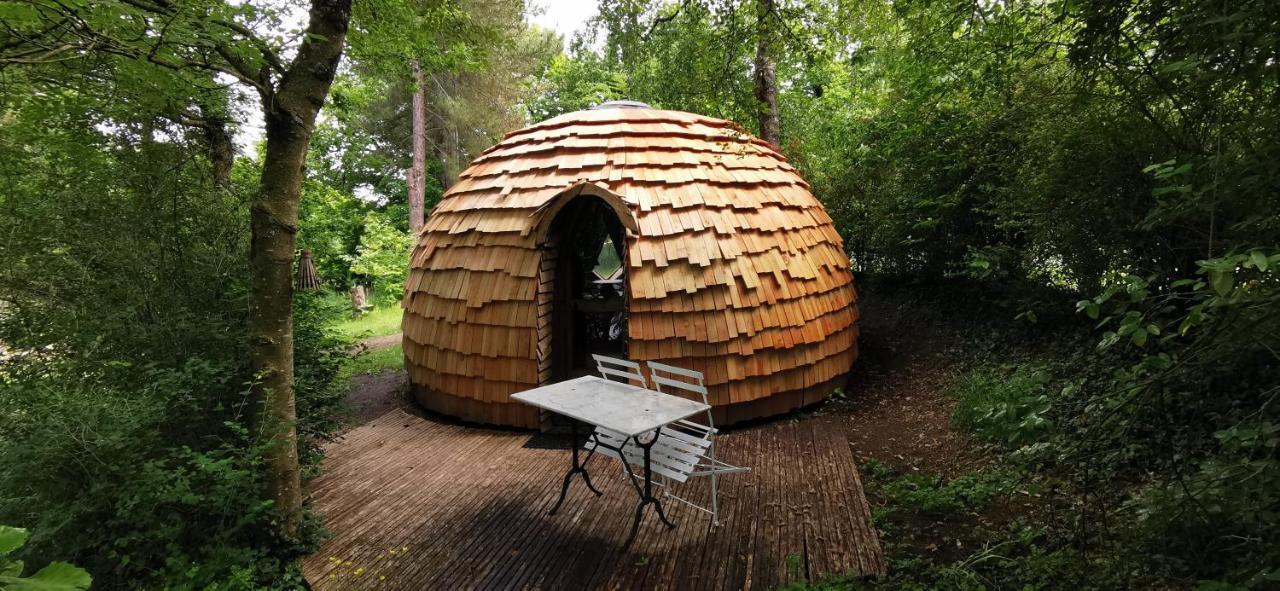 Saint-Aubin-le-Cloud Camping De La Chagnee מראה חיצוני תמונה