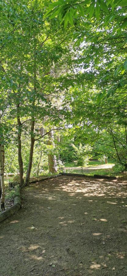 Saint-Aubin-le-Cloud Camping De La Chagnee מראה חיצוני תמונה