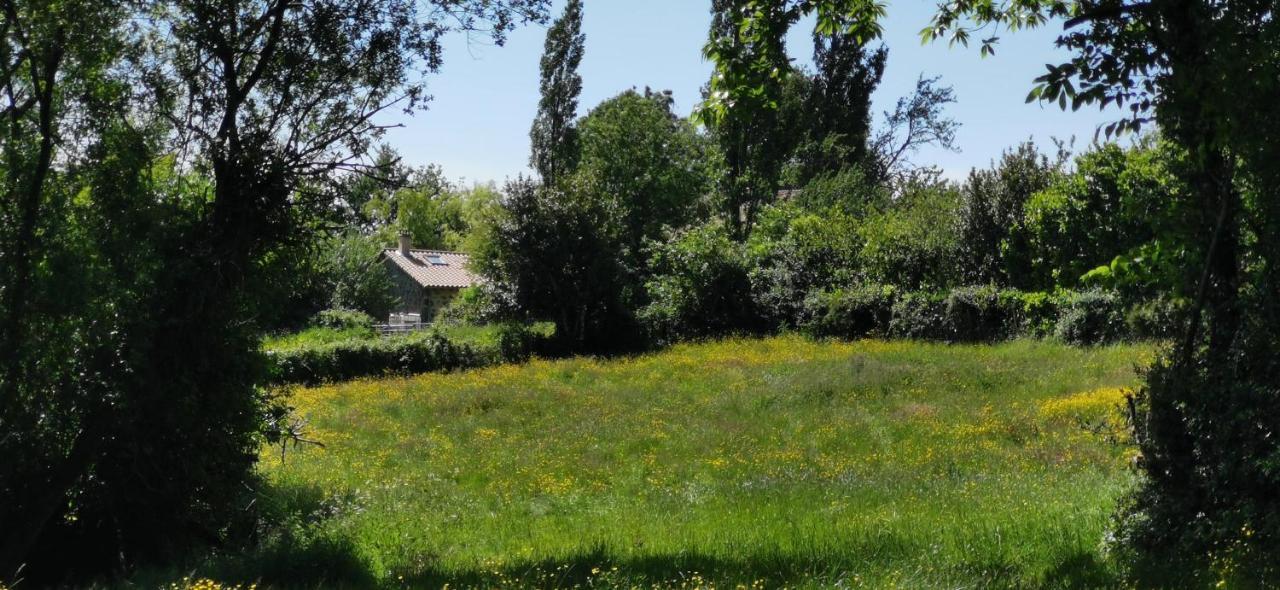 Saint-Aubin-le-Cloud Camping De La Chagnee מראה חיצוני תמונה