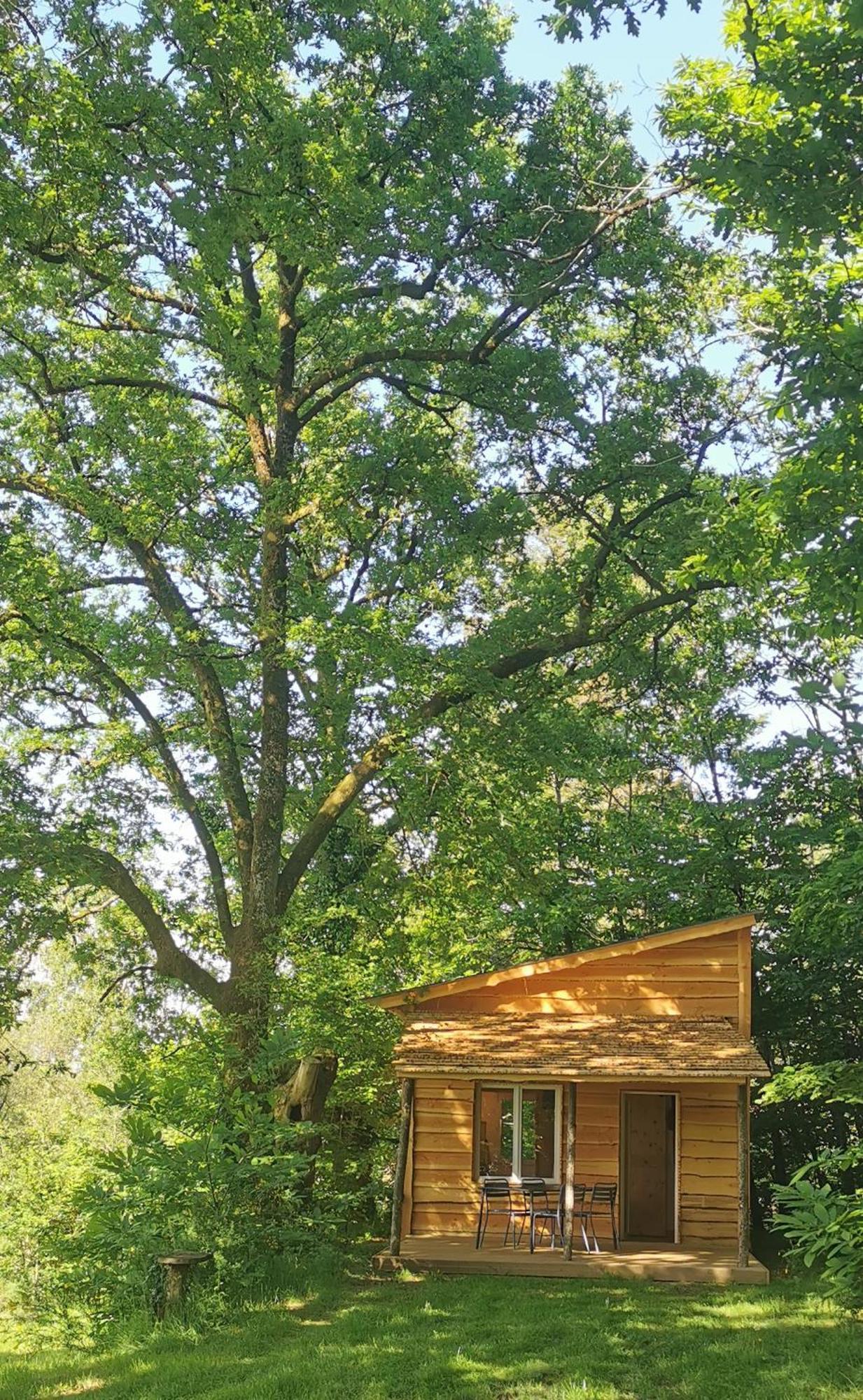 Saint-Aubin-le-Cloud Camping De La Chagnee מראה חיצוני תמונה